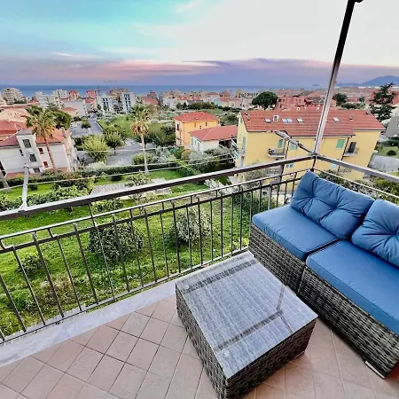 Blu Box - Terrazza Sul Mare Pietra Ligure